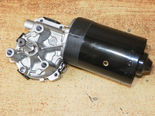 Elektromotor mit getriebe - elektromotor,