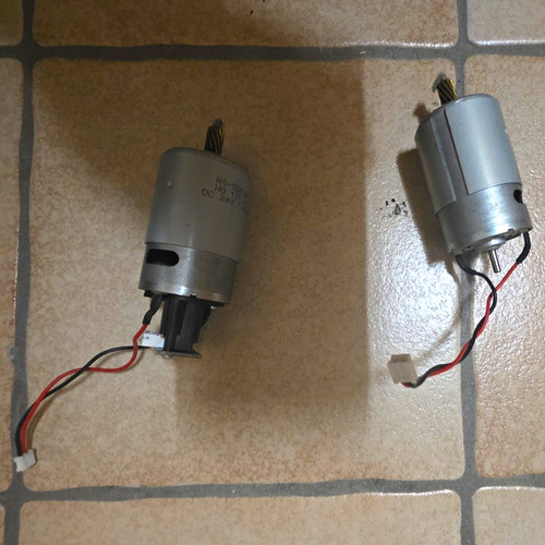 Bürstenmotor - 2x, dc