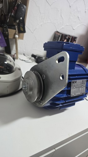 Drehstrommotor von bevi 2a2 - drehstrommotor, 71-2a2